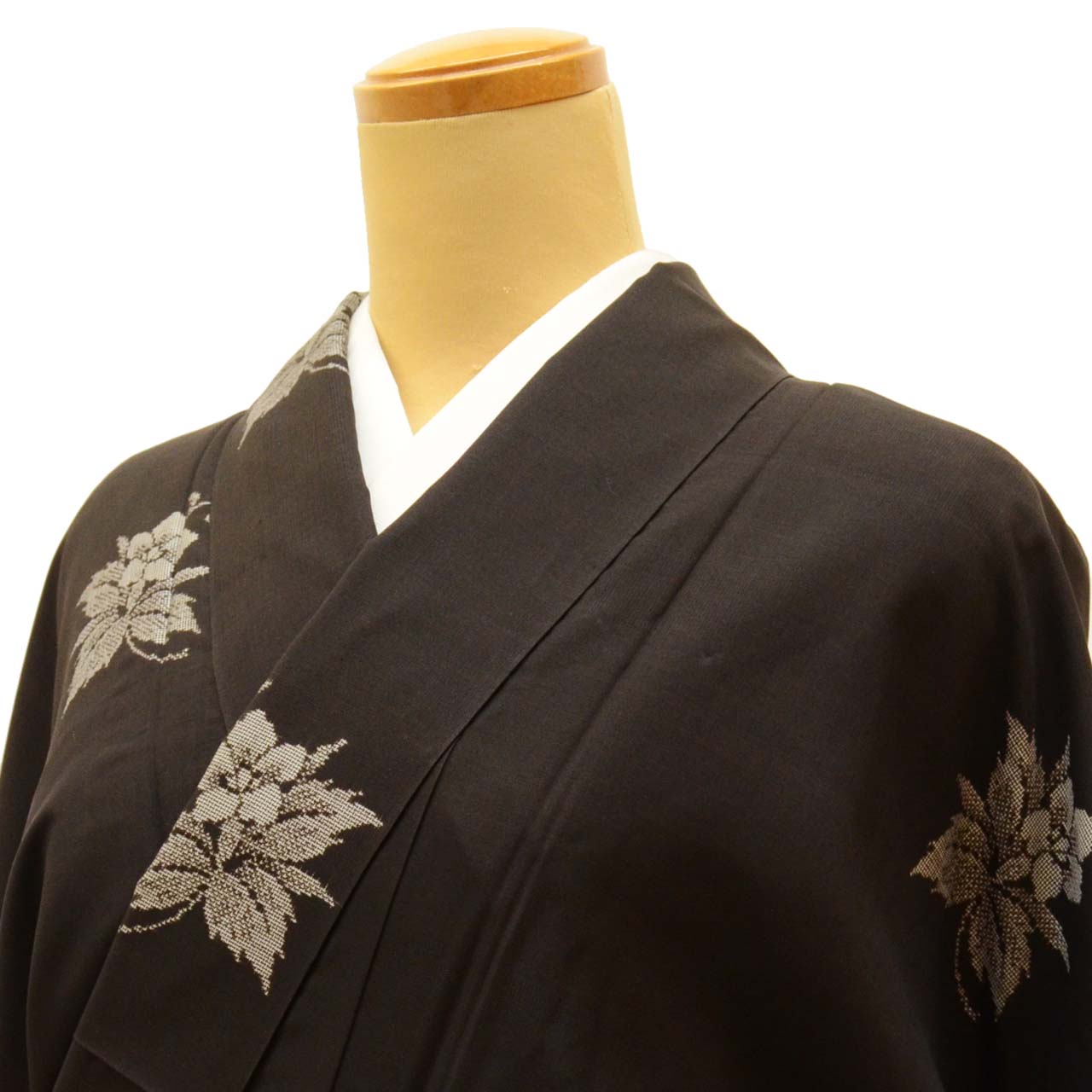 Vintage Japanese Kimono | Oshima Tsumugi | Brown Silk | Floral | Mud-dyed | 9-thread | Kata-su | Tall Size LL | Sustainable | uu0998b