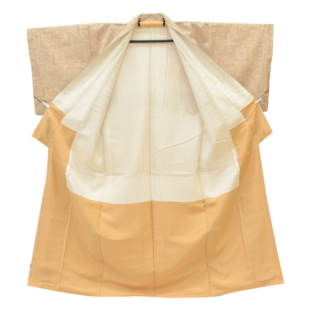 Vintage Japanese Kimono | Yuki Tsumugi | Beige Silk | Kasuri Pattern | Certified | UNESCO Heritage | Size M | Sustainable | uu1086b