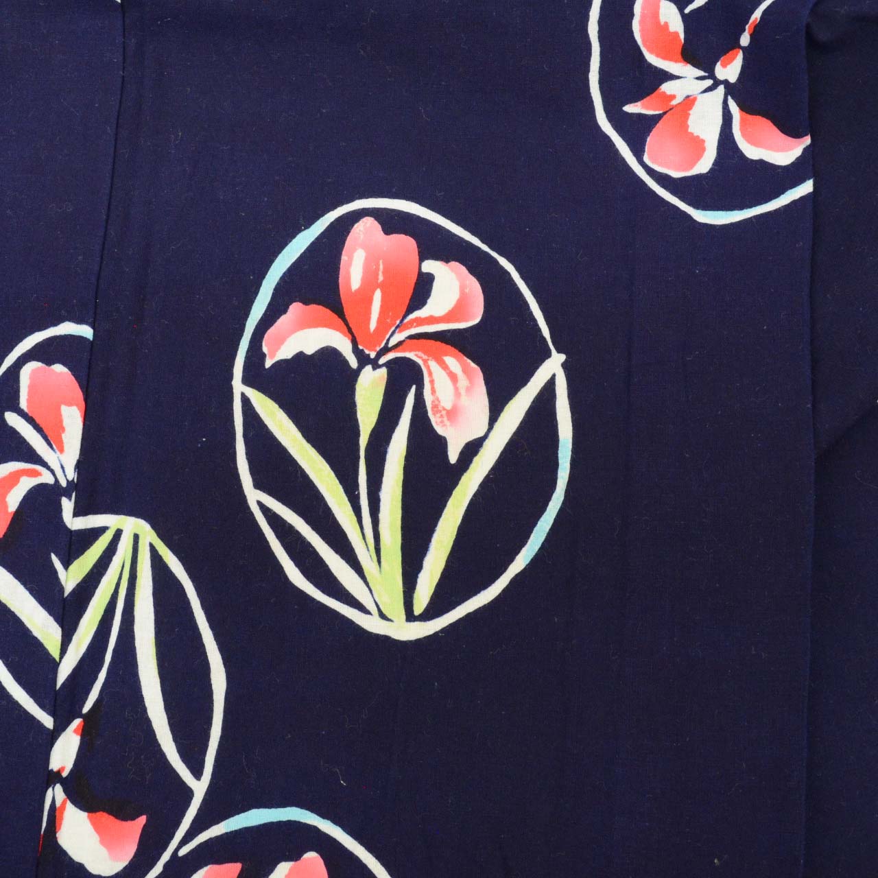 Vintage Japanese Yukata | Women's Yukata | Navy Cotton | Iris Circle Pattern | Koma-ji Chuzome | Petite Size S | Sustainable | uu1153b