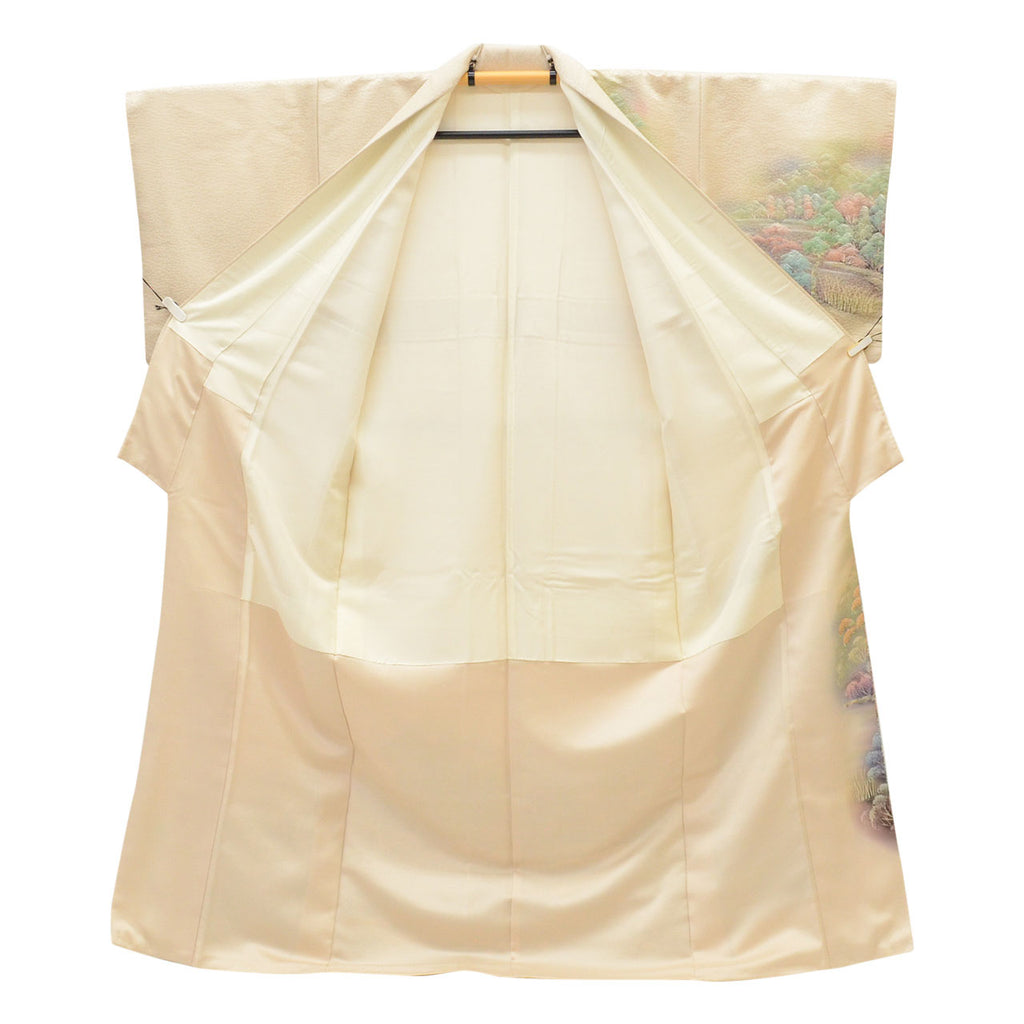 [Used] Recycled Kimono, Formal Kimono (Houmongi), Lined, Pure Silk, Ready-made, Sleeve Length 65.0cm (25.6in), Body Length 162.6cm (64.0in), Size L, White, Landscape Pattern, Gold Thread, uu1215b 