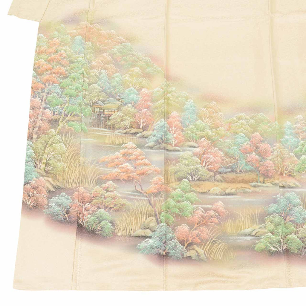 [Used] Recycled Kimono, Formal Kimono (Houmongi), Lined, Pure Silk, Ready-made, Sleeve Length 65.0cm (25.6in), Body Length 162.6cm (64.0in), Size L, White, Landscape Pattern, Gold Thread, uu1215b 