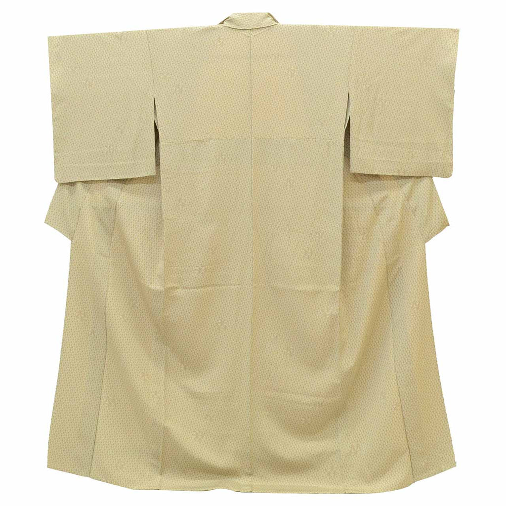[Used] Recycled Kimono, Komon (small patterned kimono), Unlined, Pure Silk, Ready-made, Sleeve length 69.0cm (27.2in), Body length 160.6cm (63.2in), Size M, Green, Hemp leaf pattern, uu1220b 