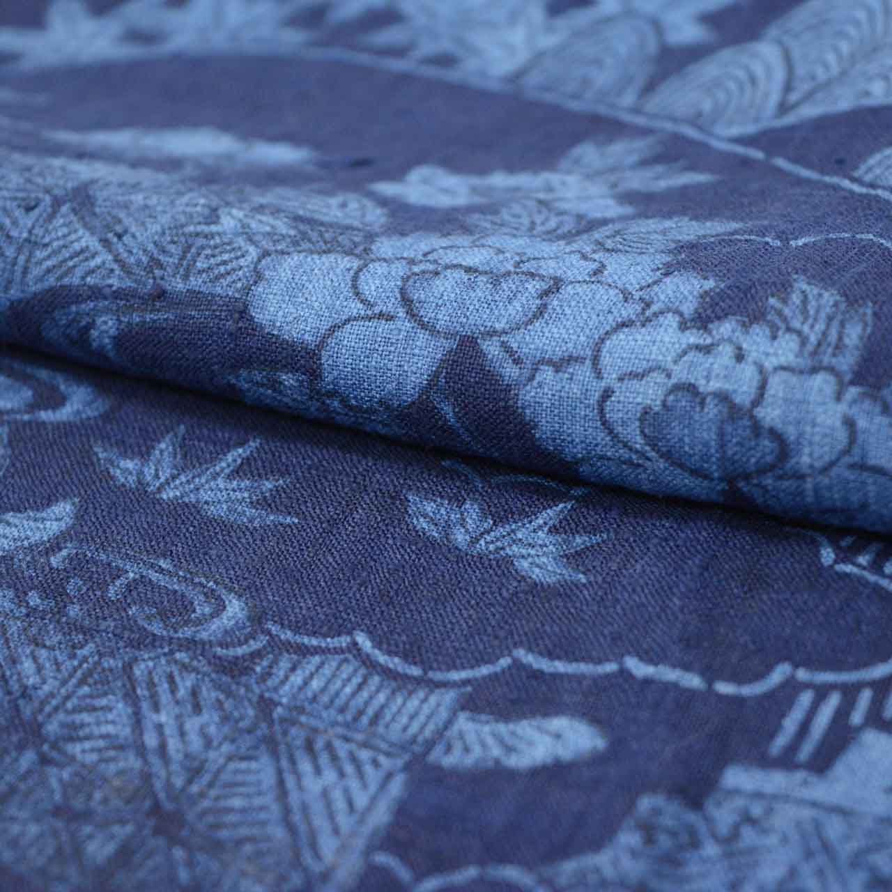 [Used] Recycled Kimono, Silk Tsumugi, Genuine Indigo Dye, Lined, Pure Silk, Ready-made, with Certificate of Authenticity, Sleeve Length 63.0cm (24.8in), Body Length 154.0cm (60.6in), Size S, Navy Blue, Landscape Pattern, uu1235b 