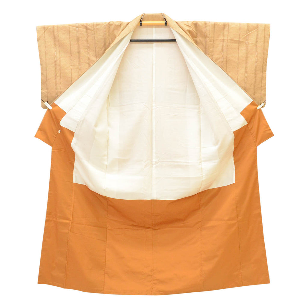 [Used] Recycled Kimono, Tsumugi Silk, Lined, Ready-made, Sleeve Length 64.7cm (25.5in), Body Length 159.2cm (62.7in), Size M, Brown with Stripe Pattern, uu1237b 