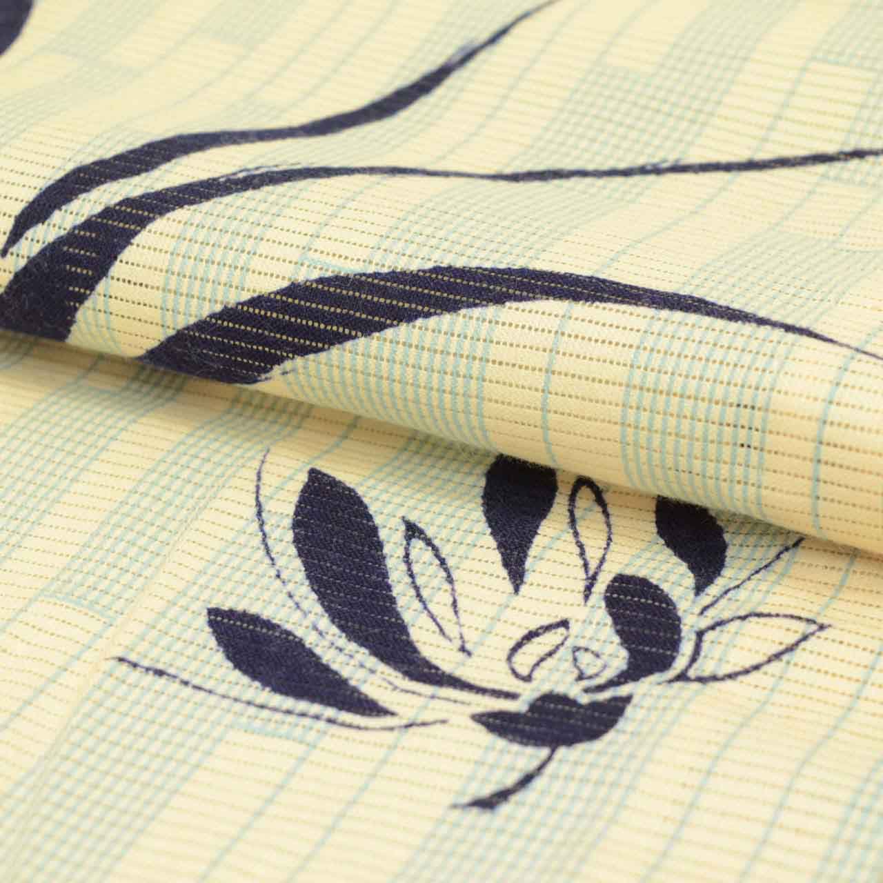 Vintage Japanese Yukata | Women's Yukata | Beige Cotton Ro | Floral Pattern | Petite Size S | Sustainable | uu1287b