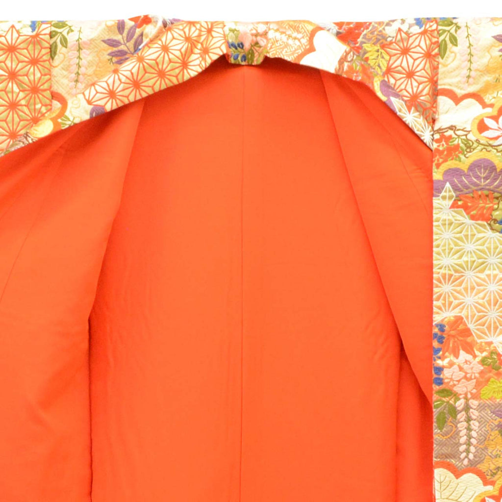 [Used] Recycled Kimono, Irouchikake (Wedding Kimono), Pure Silk, Sleeve Length 66.0cm (26.0in), Body Length 202.0cm (79.5in), Size LL, Green, Colorful Pine Tree Pattern, Tang Dynasty Weave, Gold Thread, uu1302b 