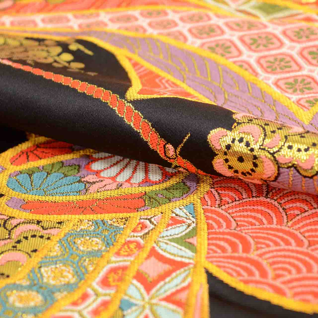 [Used] Recycled Kimono, Irouchikake (Wedding Kimono), Pure Silk, Sleeve Length 66.5cm (26.2in), Body Length 190.0cm (74.8in), Size L, Orange, Bundled Noshi Pattern, Lined, Tang Weave, Gold Thread, Twelve-Layer Kimono Style, uu1305b 