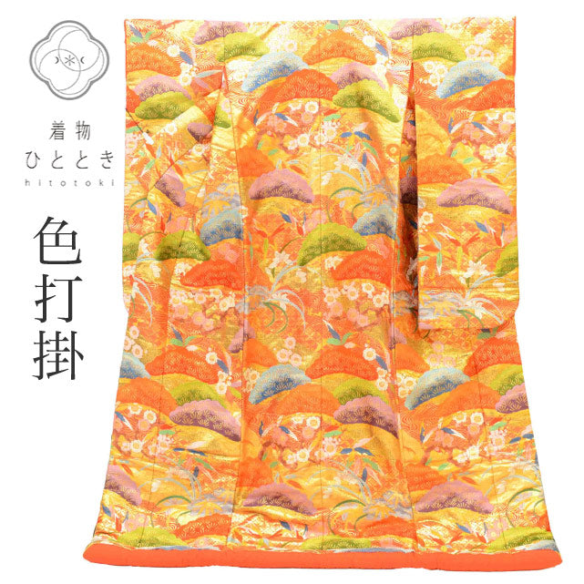 【中古】 リサイクル着物 色打掛 花嫁衣装 正絹 裄65.5cm 身丈198cm LL オレンジ色系 松文様 錦翔 唐織 金糸 uu1306b