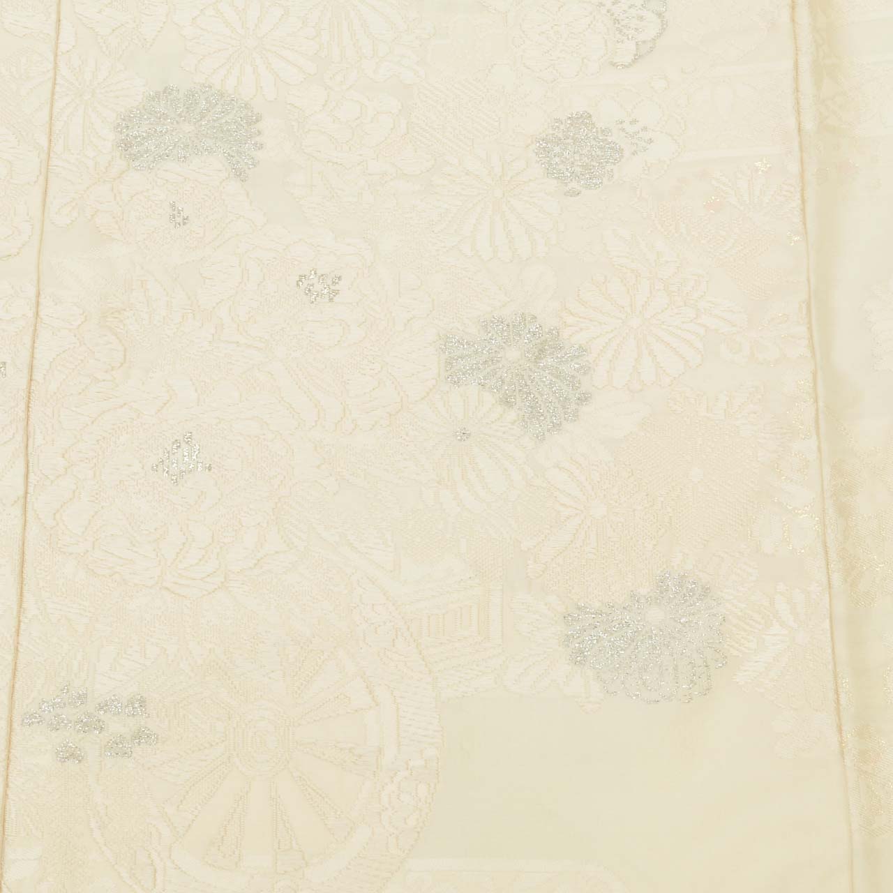 Vintage Japanese Kimono | Shiromuku | Cream Silk | Floral E-kasuri Silver Thread | Kara-ori | Size L | Sustainable | uu1308b