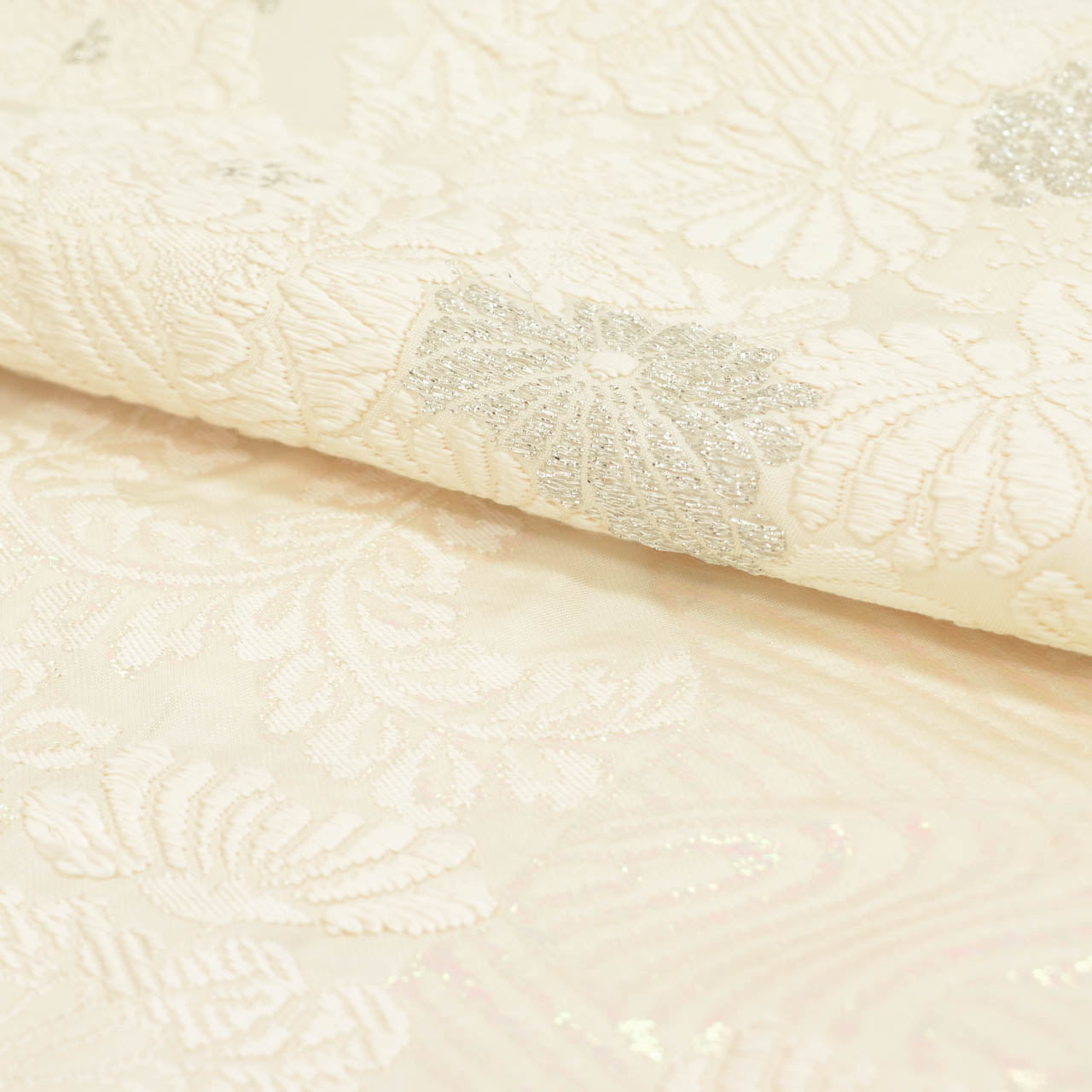Vintage Japanese Kimono | Shiromuku | Cream Silk | Floral E-kasuri Silver Thread | Kara-ori | Size L | Sustainable | uu1308b