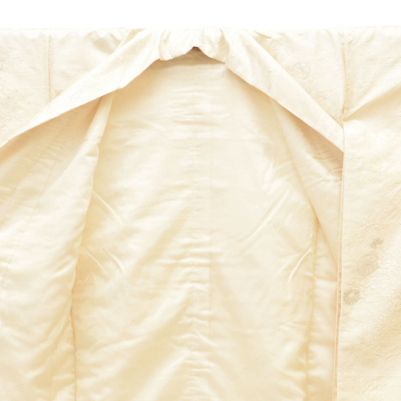 Vintage Japanese Kimono | Shiromuku | Cream Silk | Floral E-kasuri Silver Thread | Kara-ori | Size L | Sustainable | uu1308b
