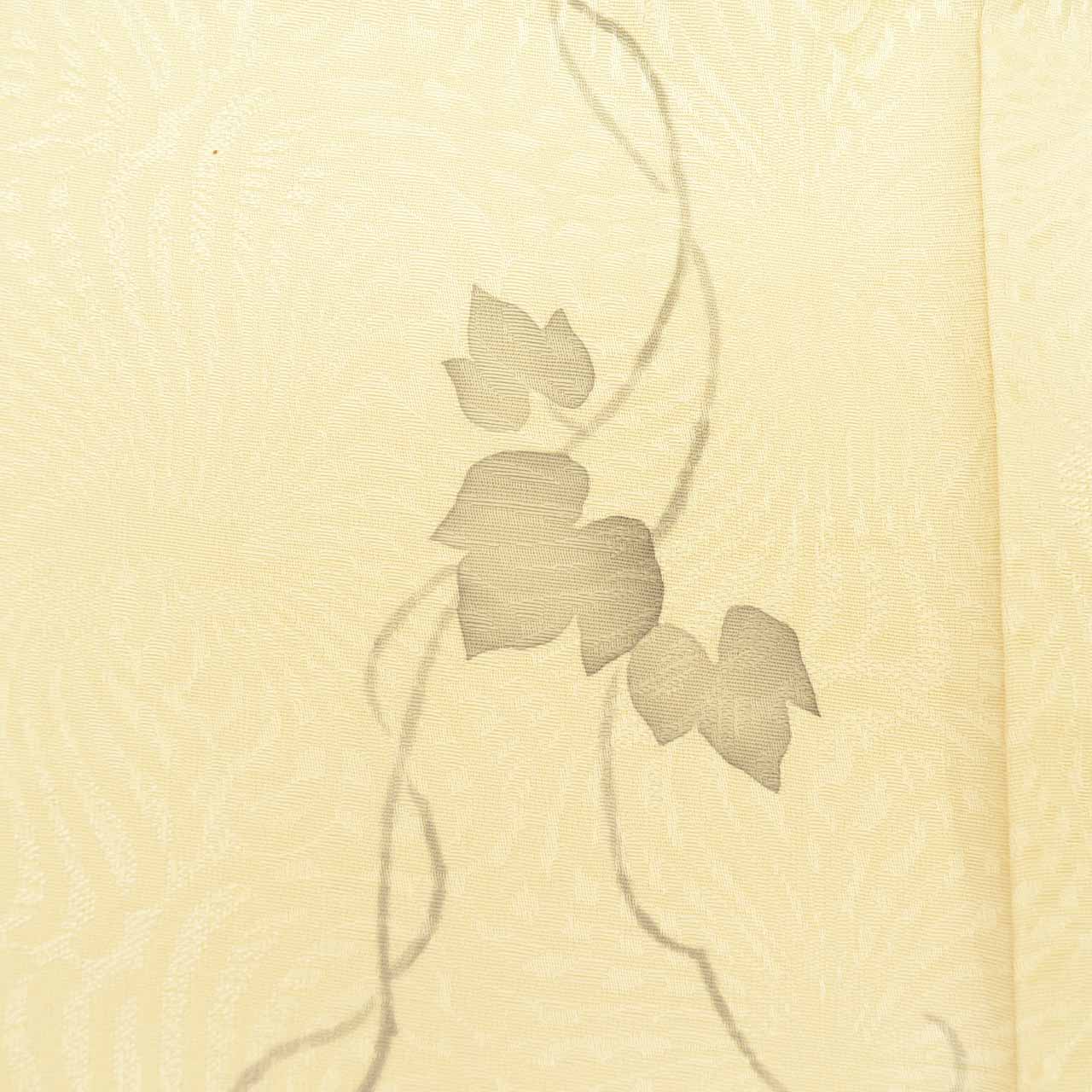 [Used] Recycled Kimono, Komon style, Lined, Pure Silk, Ready-made, Sleeve length 69.0cm (27.2in), Body length 161.2cm (63.5in), Size L, Beige, Ivy pattern, with signature, uu1324b 