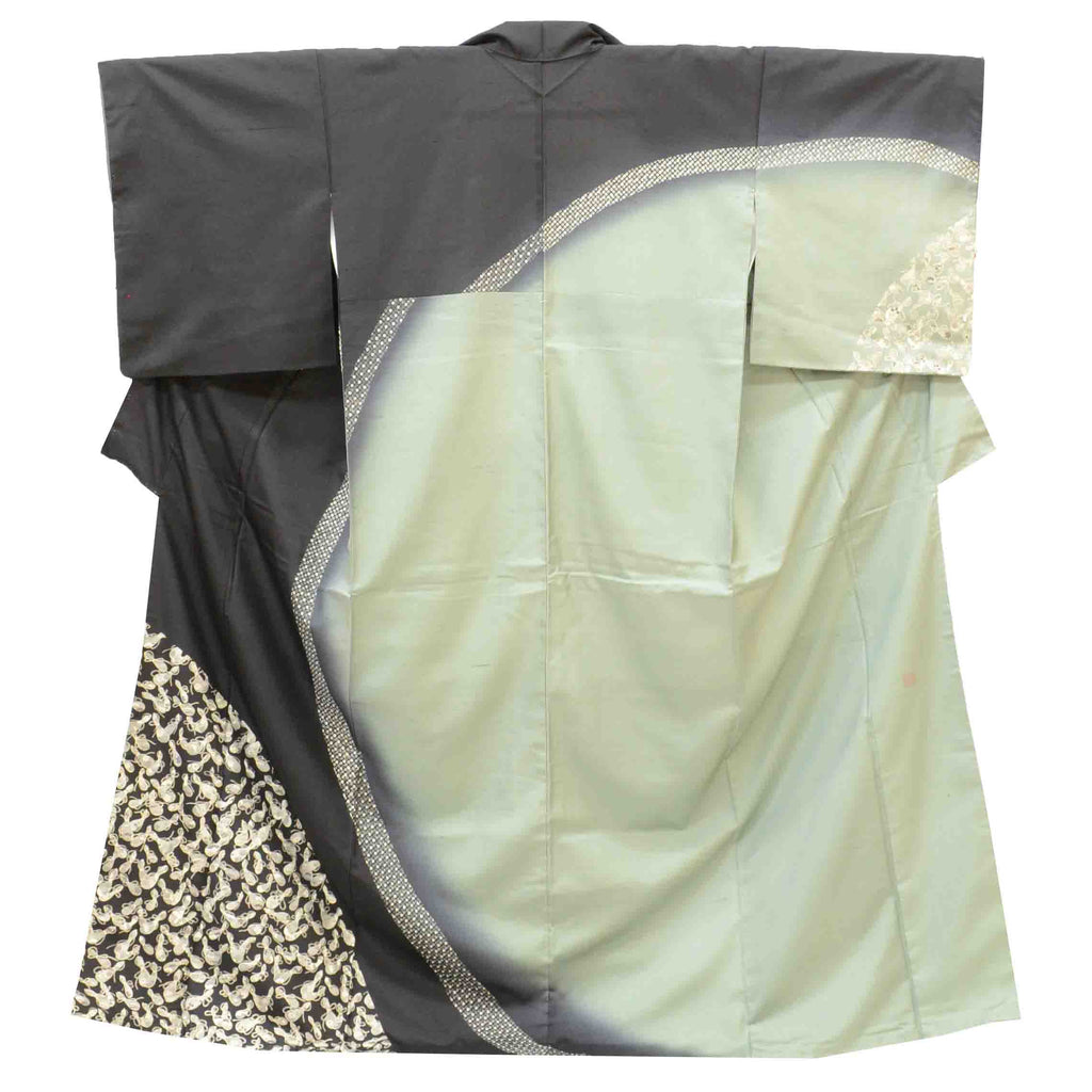 [Used] Recycled Kimono, Hakusan Tsumugi Silk, Lined, Ready-made, with signature, Sleeve length 65.5cm (25.8in), Body length 159.5cm (62.8in), Size M, Green, Gourd pattern, Attached hem pattern, uu1338b 