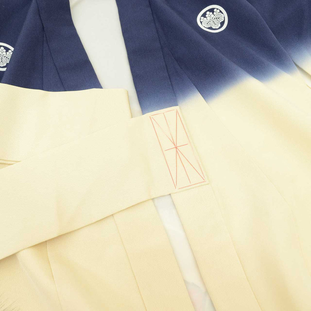 [Used] Recycled Kimono for Baby Boy's First Shrine Visit, One-Piece Set, Pure Silk, Ready-Made, Sleeve Length 48.5cm, Body Length 101cm, Navy Blue, Mounted Warrior Pattern, Includes Undergarment, Family Crest, Baby's First Kimono uu1348b 