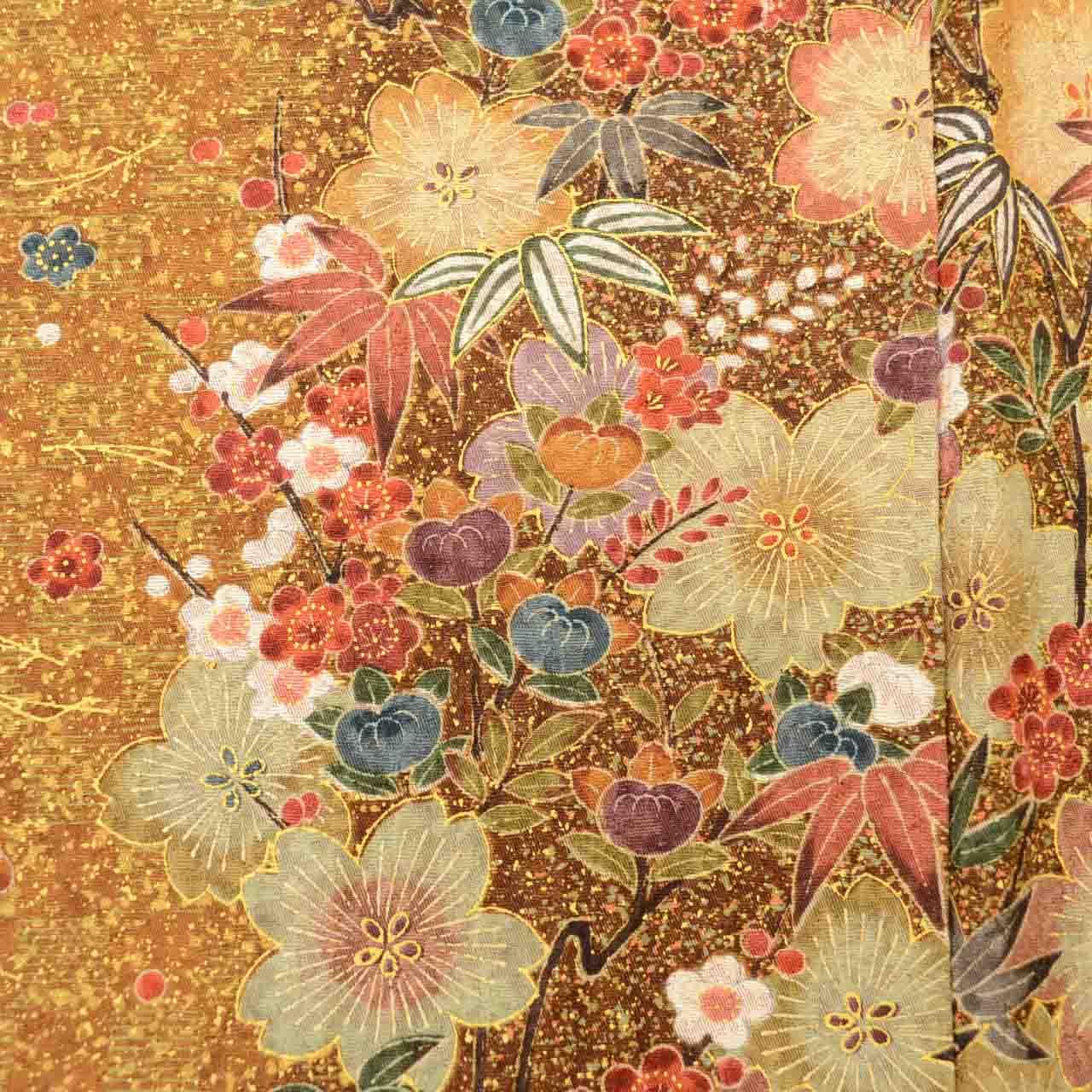 [Used] Recycled Kimono, Komon style, Pure Silk, Size M, Good Condition, Length 159.5cm (62.8in), Sleeve Length 65.0cm (25.6in), Lined, Ready-made, Brown, Four Seasons Flowers, Gold Embellishment, uu1364b 