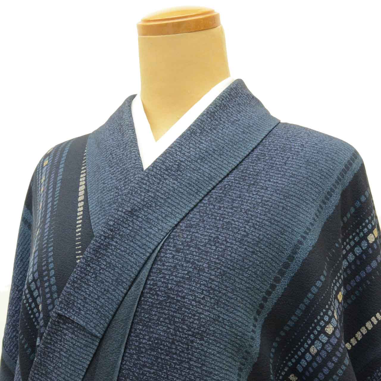[Used] Recycled Kimono, Komon style, Lined, Pure Silk, Ready-made, Sleeve length 67.0cm (26.4in), Body length 163.0cm (64.2in), Size L, Navy blue, Geometric pattern, uu1427b 