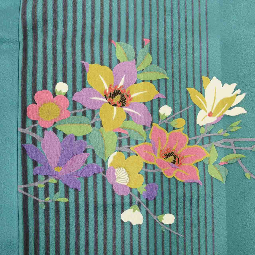 [Used] Recycled Kimono, Komon style, Lined, Pure Silk, Excellent Condition, Unused, Ready-made, Sleeve Length 65.0cm (25.6in), Body Length 160.0cm (63.0in), Size M, Blue, Floral Pattern, Crepe Fabric, uu1431b 