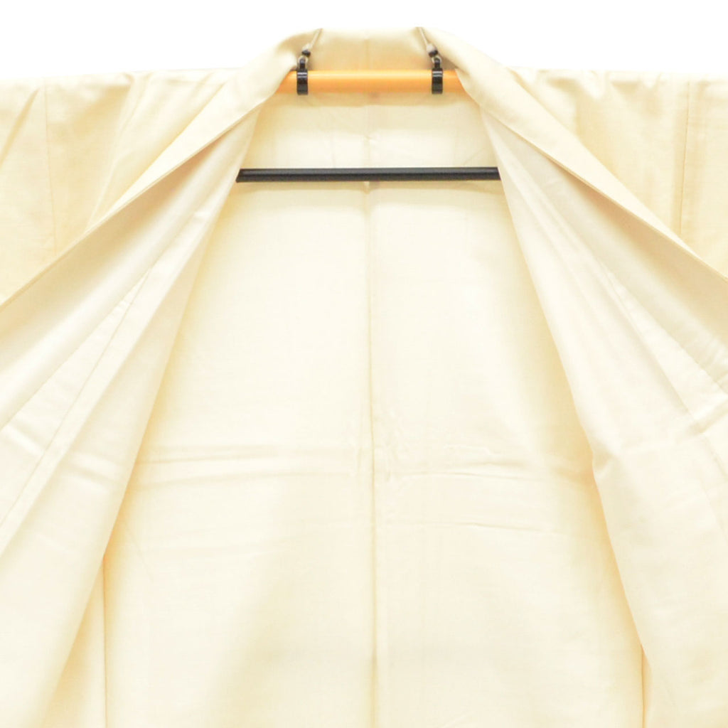 Vintage Japanese Kimono | Tsumugi | White Silk | Pine Pattern | Size M-L | Sustainable | uu1447b