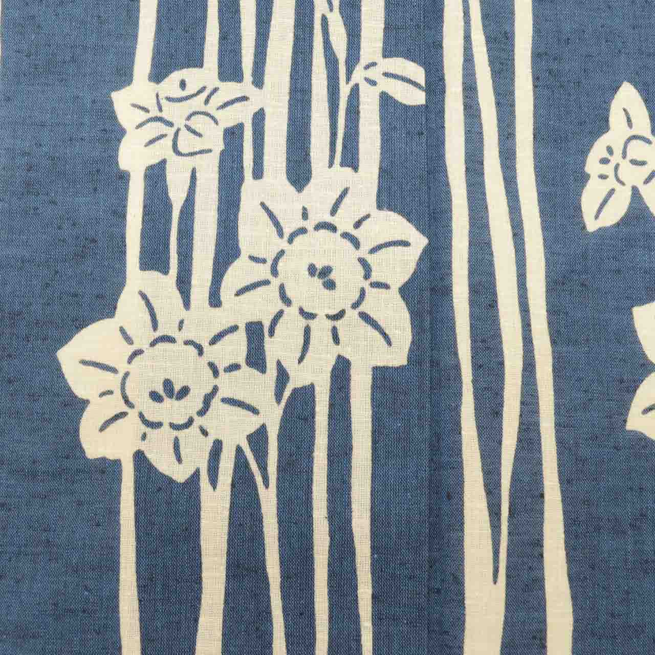 Vintage Japanese Yukata | Women's Yukata | Navy Cotton | Floral | Chuzome Dye | Cotton Tsumugi | Petite Size S | Sustainable | uu1481b