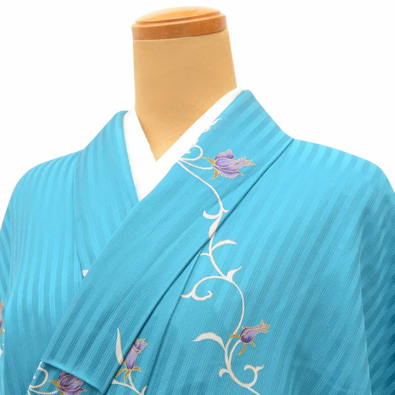 [Used] Recycled Kimono, Komon style, Pure Silk, Size M (Plus Size LL), Excellent Condition, Length 158.5cm (62.4in), Sleeve Length 64.7cm (25.5in), Lined, Ready-made, Gold embroidery, Blue floral arabesque pattern, uu1537b 