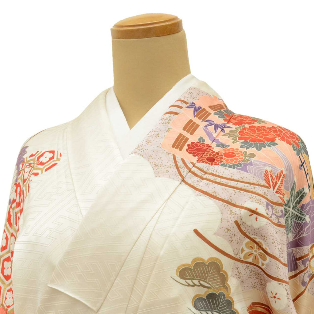 [Used] Recycled Kimono, Furisode (long-sleeved kimono), Vintage Furisode, Pure Silk, Size L, Excellent Condition, Length 163.0cm (64.2in), Gold Embroidery, Sleeve Length 66.5cm (26.2in), Lined, Ready-made, White, Fan, Crane, Flower, Wave, Reuse uu1618b 