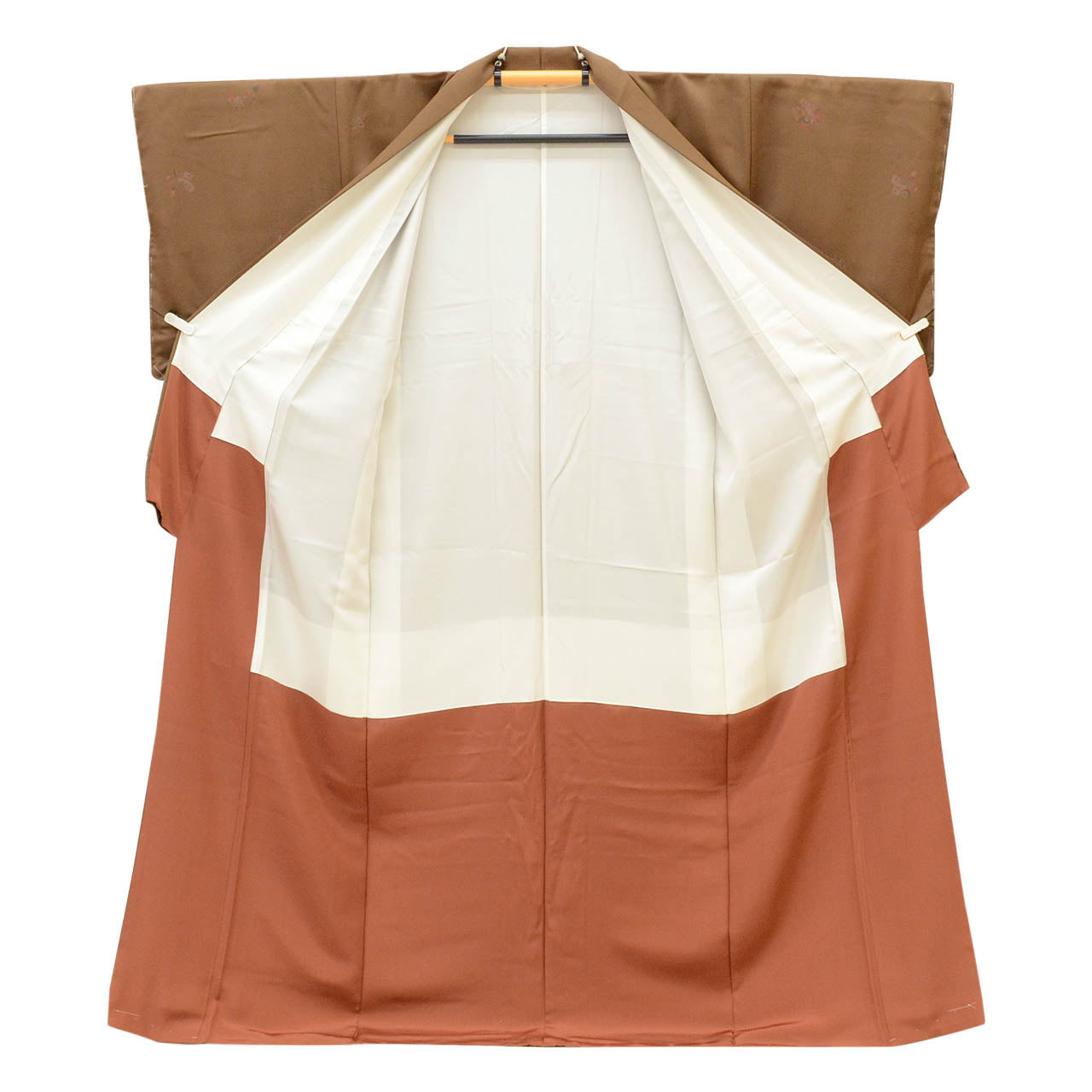 [Used] Recycled Kimono, Komon style, Pure Silk, Size L, Excellent Condition, Length 162.0cm (63.8in), Sleeve Length 64.7cm (25.5in), Lined, Ready-made, Beautiful Condition, Unused, Brown, Toy uu1625b 