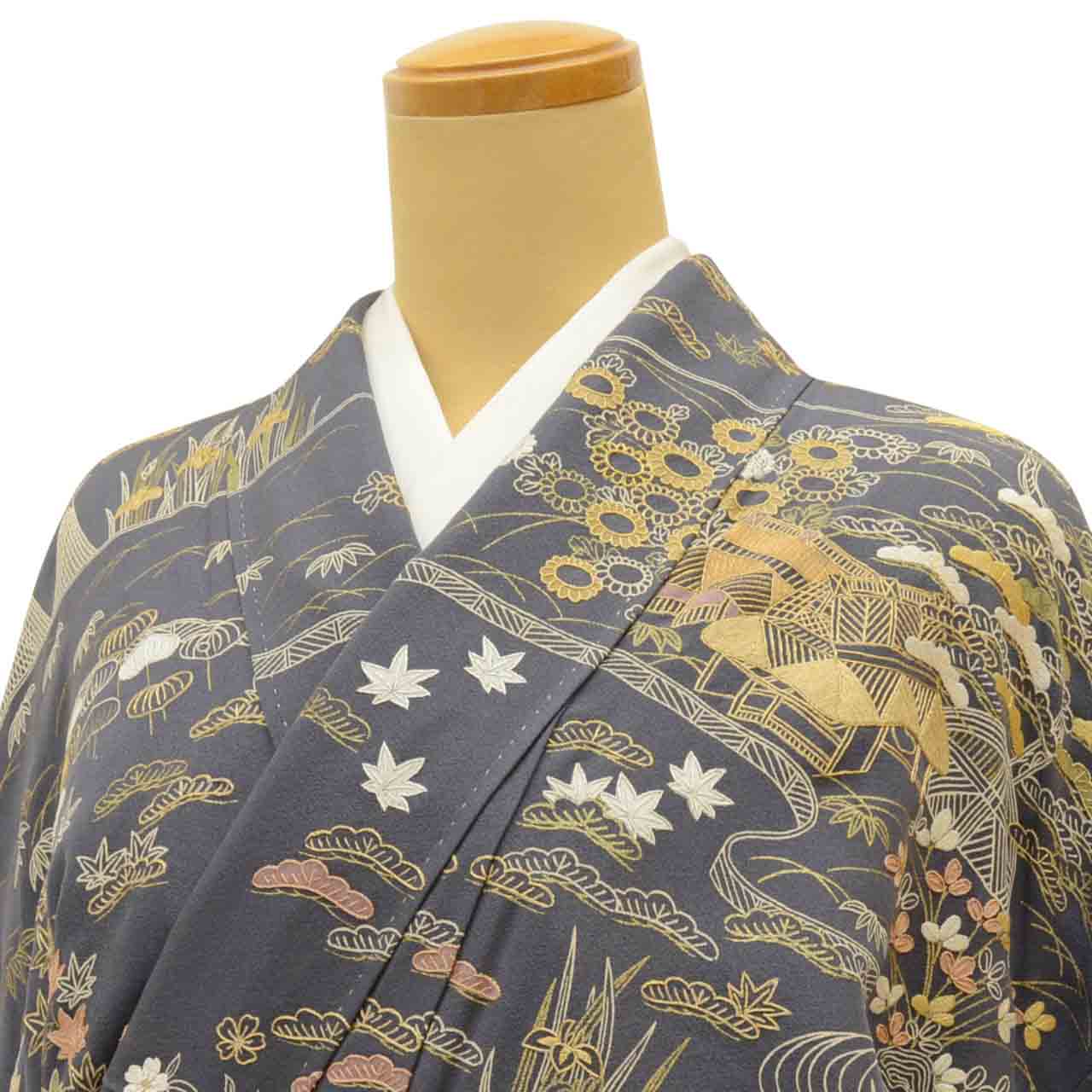 [Used] Recycled Kimono, Visiting Kimono, Pure Silk, Gray, Flowing Water and Floral Embroidery, Gold Leaf, Lined, Size M (Slightly Plus Size L), Length 157cm, Sleeve Length 63cm, Excellent Condition, Ready-made, Reused, Kimono Hitotoki uu1660b 