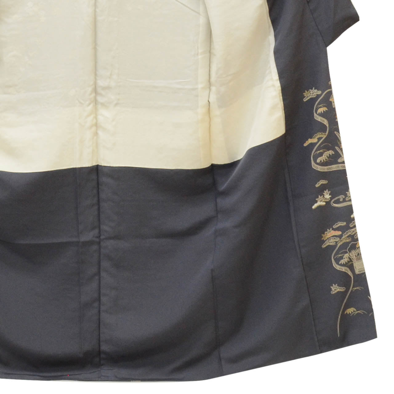 [Used] Recycled Kimono, Visiting Kimono, Pure Silk, Gray, Flowing Water and Floral Embroidery, Gold Leaf, Lined, Size M (Slightly Plus Size L), Length 157cm, Sleeve Length 63cm, Excellent Condition, Ready-made, Reused, Kimono Hitotoki uu1660b 