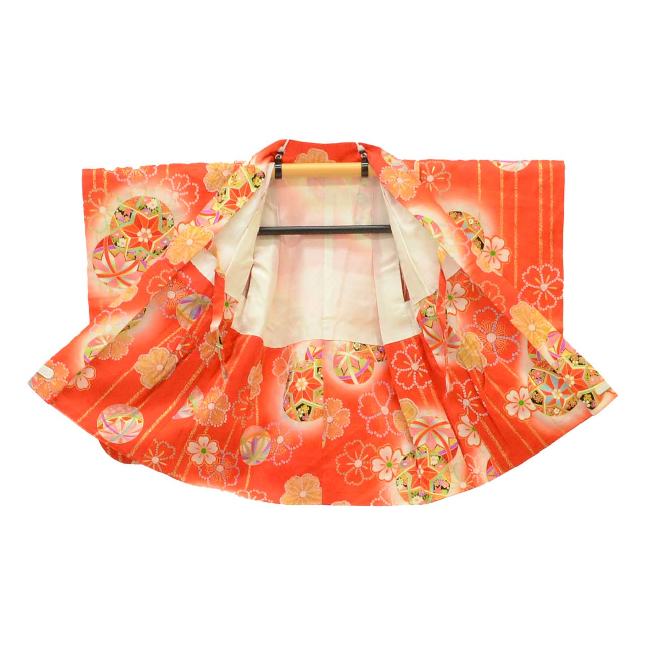 [Used] Recycled Kimono, Children's Kimono and Haori Set, Girl's, Pure Silk, Recycled Haori Ensemble, Ready-made, Sleeve Length 38.0cm (15.0in), Body Length 72.0cm (28.3in), Red, Ball Pattern, Gold Embellishments, uu1671b 