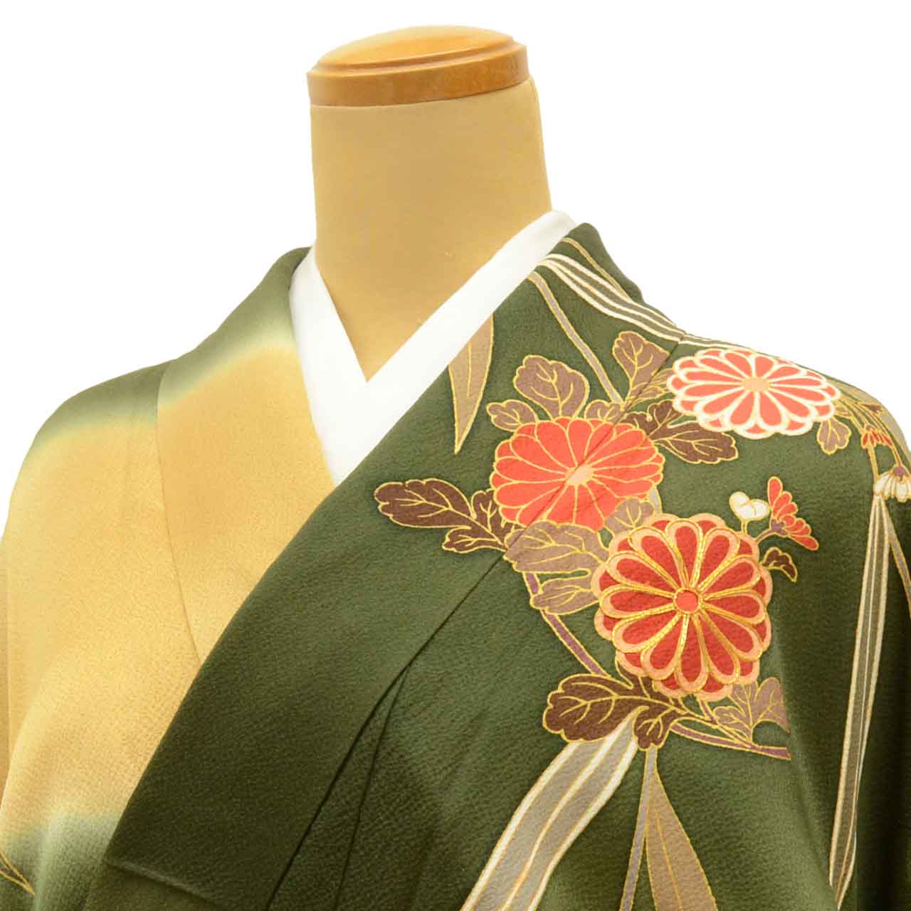 [Used] Recycled Kimono, Furisode (long-sleeved kimono), Vintage Furisode, Pure Silk, Size M, Excellent Condition, Length 159cm, Sleeve Length 66cm, Lined, Ready-made, Gold Embroidery, Green, Mandarin Orange, Butterfly, Pine, Chrysanthemum, uu1676b 