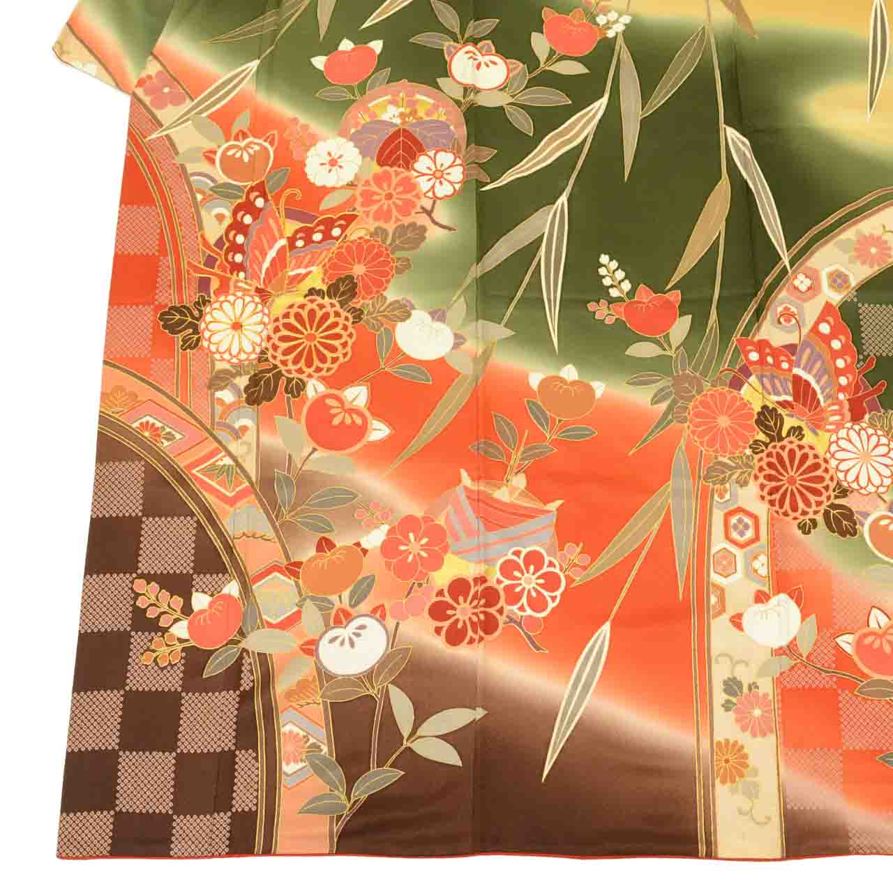 [Used] Recycled Kimono, Furisode (long-sleeved kimono), Vintage Furisode, Pure Silk, Size M, Excellent Condition, Length 159cm, Sleeve Length 66cm, Lined, Ready-made, Gold Embroidery, Green, Mandarin Orange, Butterfly, Pine, Chrysanthemum, uu1676b 