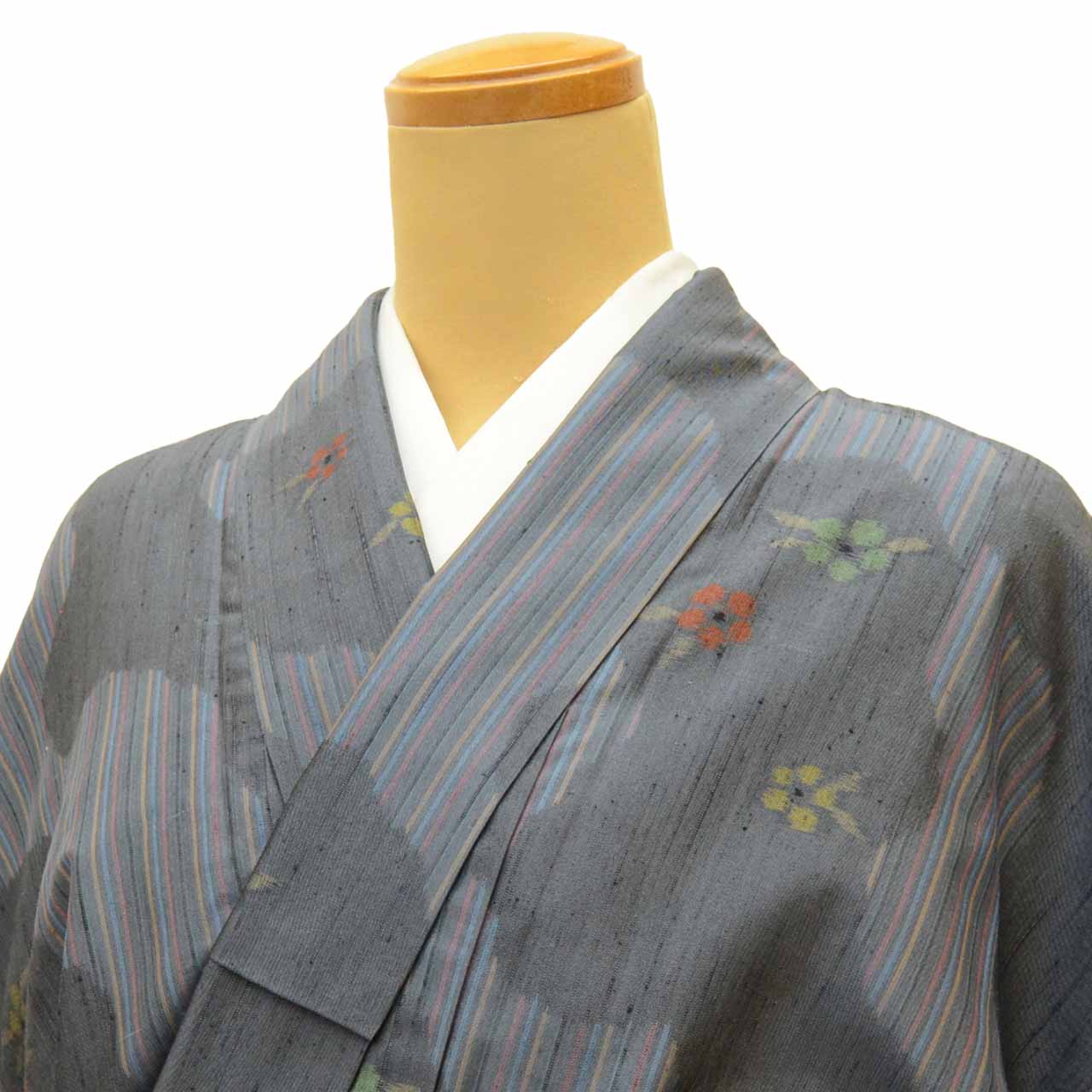 Vintage Japanese Kimono | Tsumugi | Gray Silk | Domyoji-dori Floral | Echigo Mingei Kasuri | Unused | Size L | Sustainable | uu1706b
