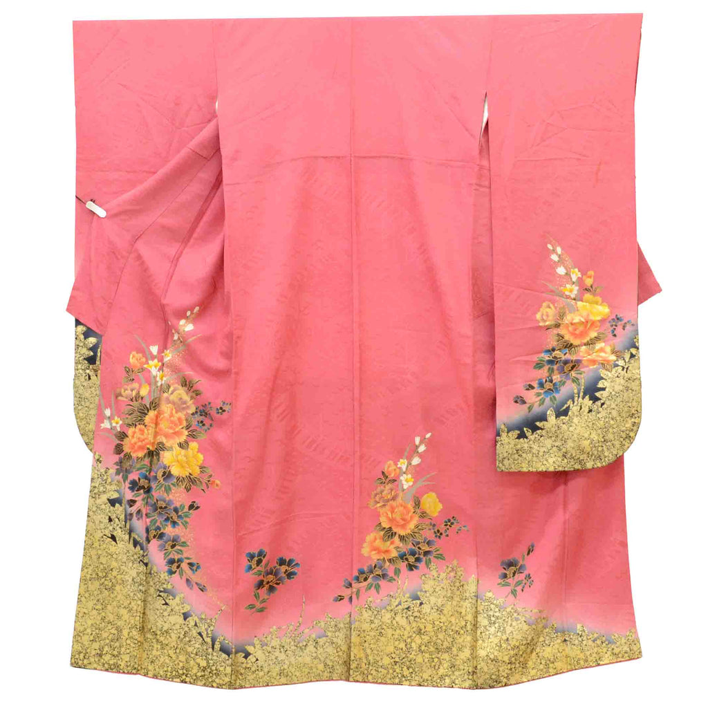 [Used] Recycled Kimono, Furisode (long-sleeved kimono), Pure Silk, Size M, Good Condition, Length 157.0cm (61.8in), Sleeve Length 65.0cm (25.6in), Lined, Ready-made, Gold Embroidery, Gold Thread, Pink Peony, uu1713b 