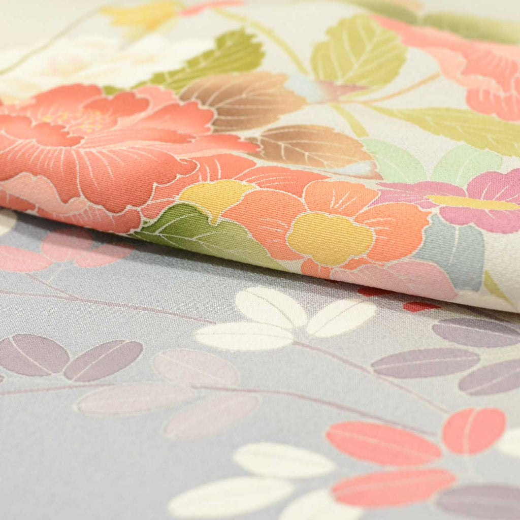 [Used] Recycled Kimono, Visiting Kimono, Pure Silk, Size L (Slightly Plus Size L), Excellent Condition, Length 163.5cm (64.4in), Sleeve Length 66.5cm (26.2in), Lined, Ready-made, Signed, Kaga Yuzen, Artist's Work, Gray, Autumn Flowers, Reused uu1719b 