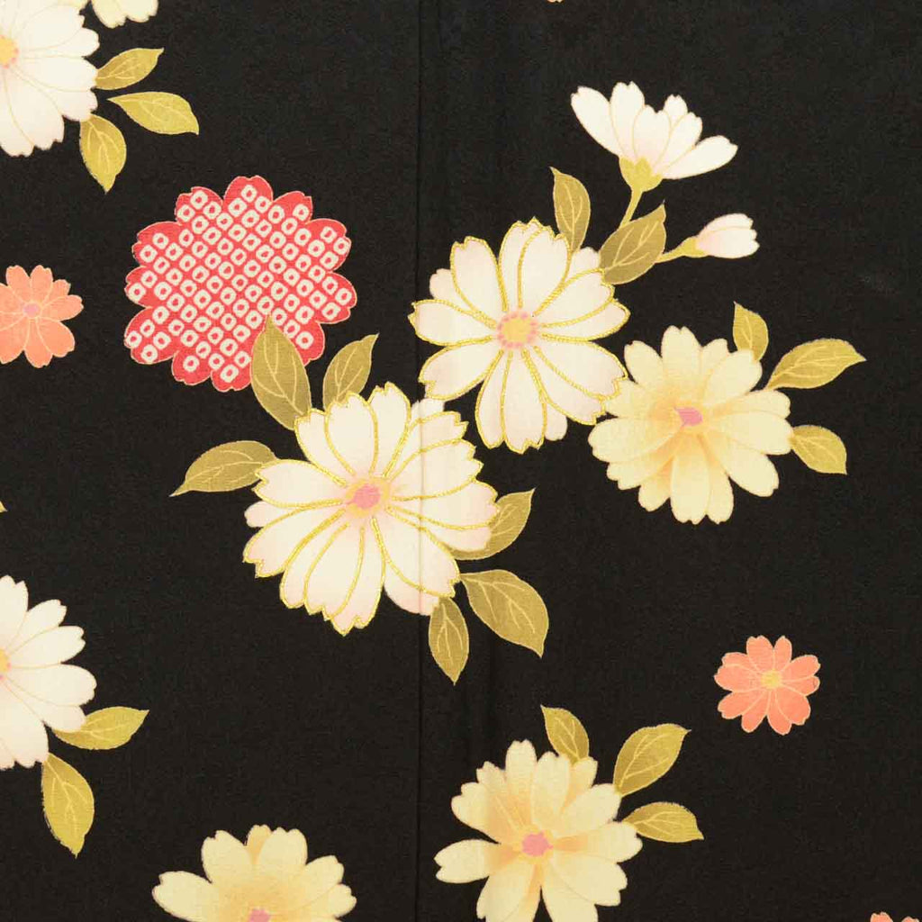 [Used] Recycled Kimono, Furisode (long-sleeved kimono), Vintage Furisode, Pure Silk, Size L, Excellent Condition, Length 162.7cm (64.1in), Sleeve Length 65.7cm (25.9in), Lined, Ready-made, Gold Embroidery, Black, Floral, Reused, uu1763b 