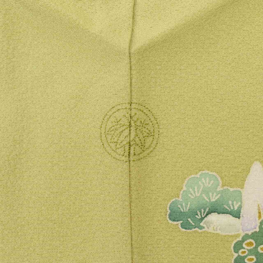 [Used] Recycled Kimono, Visiting Kimono, Pure Silk, Size M (Slightly Plus Size L), Excellent Condition, Length 160cm, Sleeve Length 63.3cm, Lined, Ready-made, Single Crest, Yuzen Dyeing, Artist's Signature, Green Landscape, Reused uu1765b 