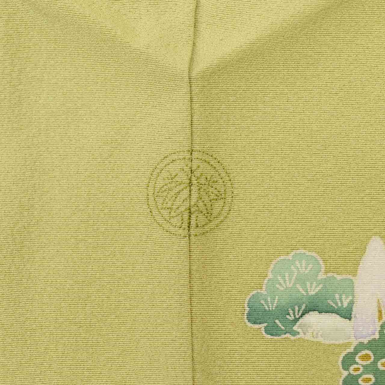 [Used] Recycled Kimono, Visiting Kimono, Pure Silk, Size M (Slightly Plus Size L), Excellent Condition, Length 160cm, Sleeve Length 63.3cm, Lined, Ready-made, Single Crest, Yuzen Dyeing, Artist's Signature, Green Landscape, Reused uu1765b 
