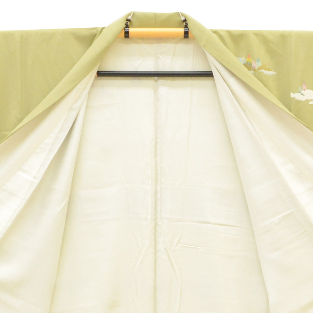[Used] Recycled Kimono, Visiting Kimono, Pure Silk, Size M (Slightly Plus Size L), Excellent Condition, Length 160cm, Sleeve Length 63.3cm, Lined, Ready-made, Single Crest, Yuzen Dyeing, Artist's Signature, Green Landscape, Reused uu1765b 