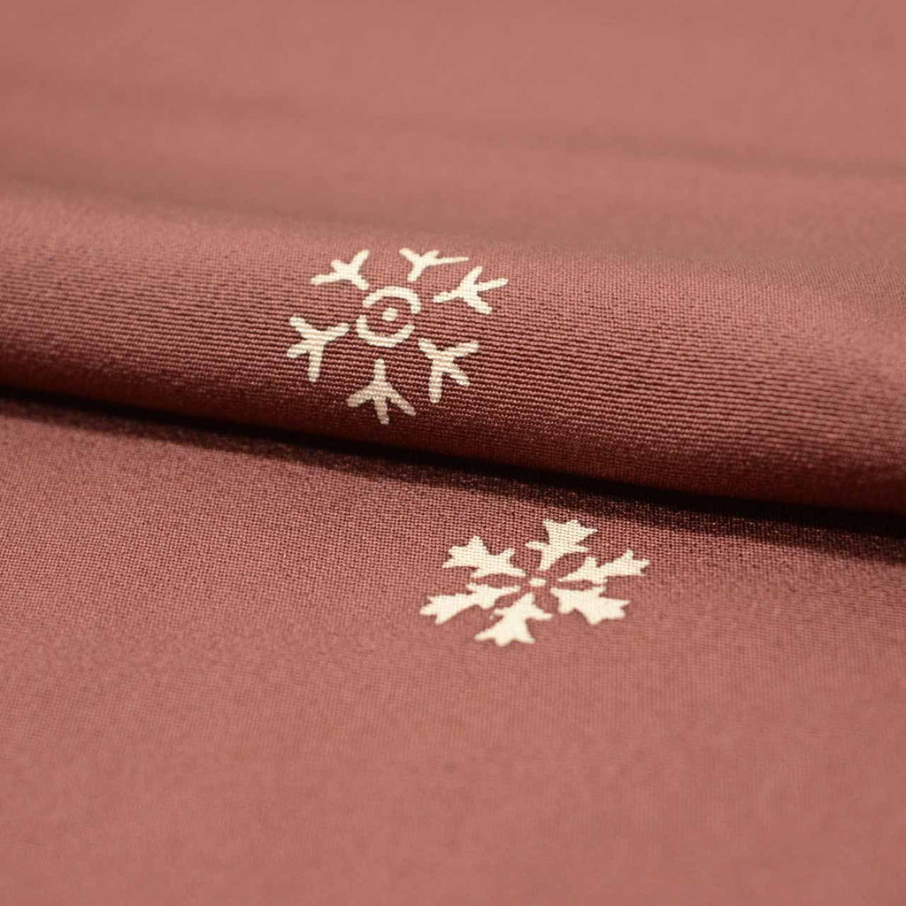 [Used] Recycled Kimono, Komon style, Pure Silk, Size M, Good Condition, Length 158.3cm (62.3in), Sleeve Length 64.3cm (25.3in), Lined, Ready-made, Brown with Snowflake Pattern, Reused uu1789b 