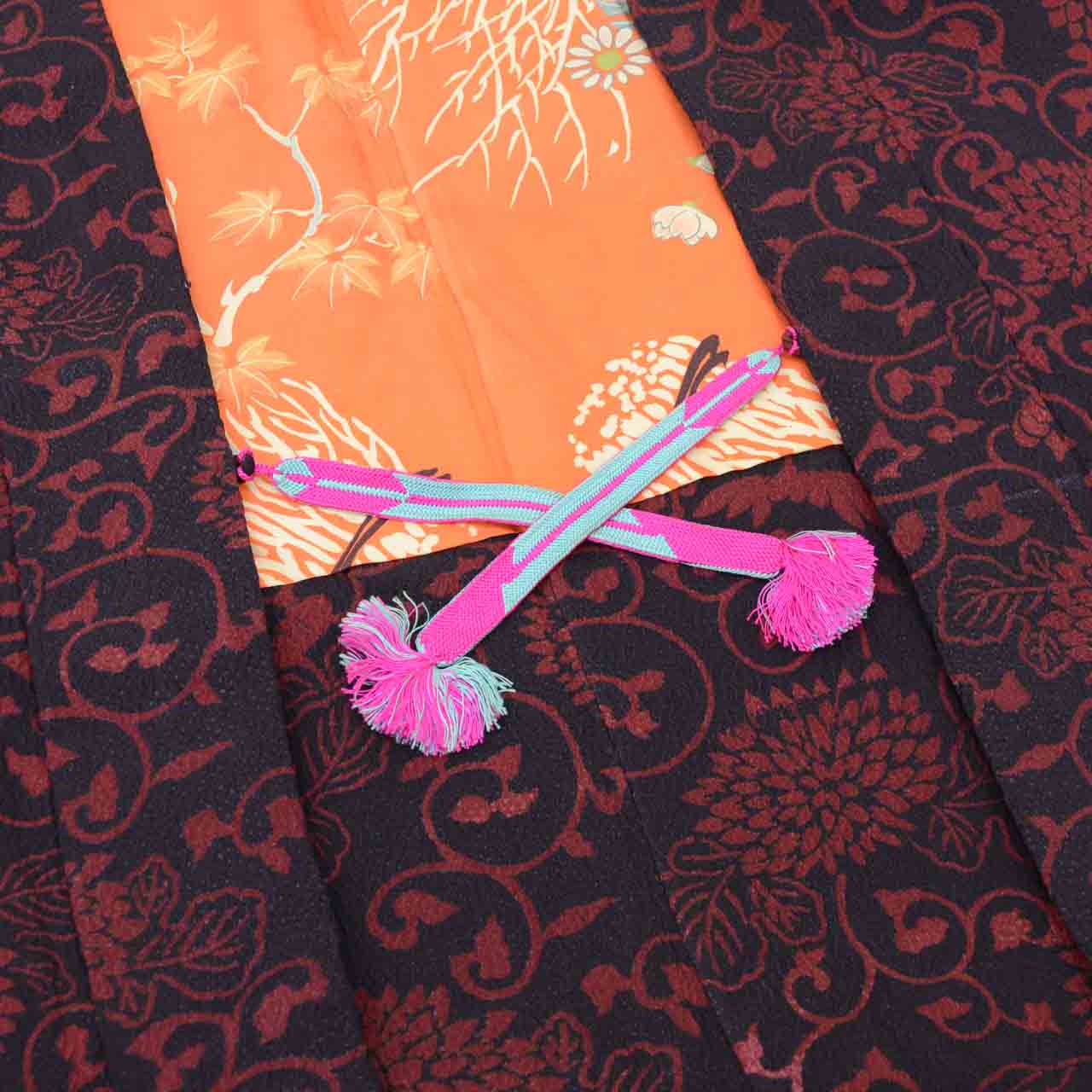 [Used] Long Haori (short jacket), pure silk, recycled haori, sleeve length 63.0cm (24.8in), body length 9.0cm (3.5in), navy blue, floral arabesque pattern, antique style, with haori cord uu1820b 