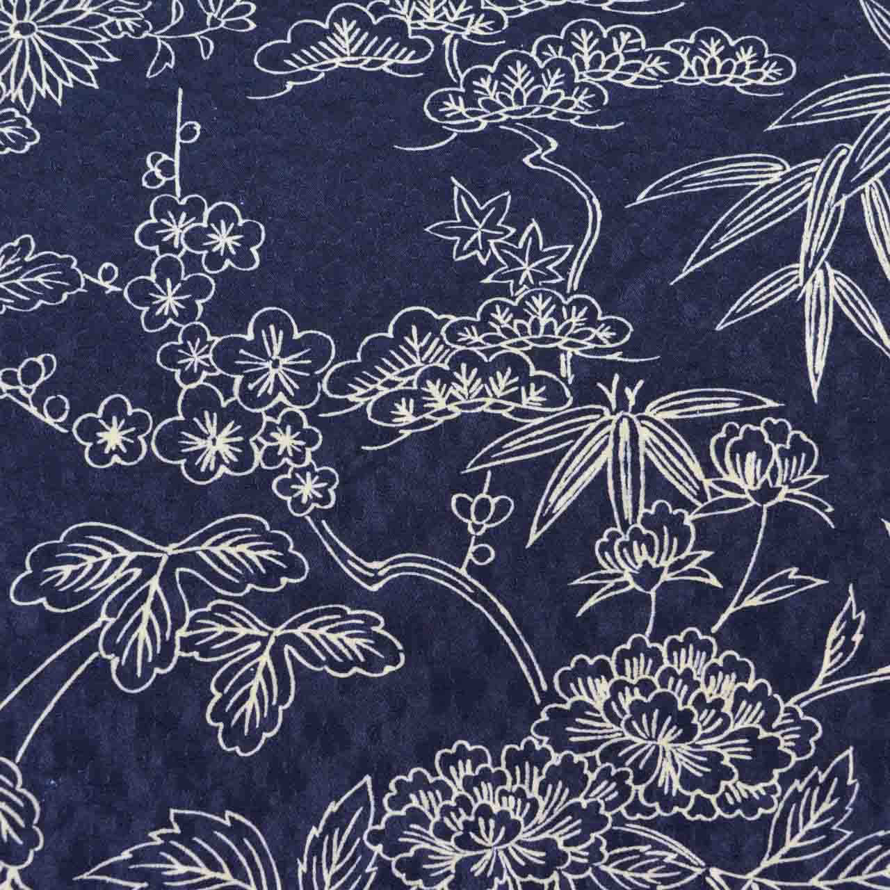 [Used] Silk Haori (short jacket), Recycled Haori, Sleeve length 62.5cm (24.6in), Body length 79.5cm (31.3in), Navy blue, Pine, bamboo, and plum blossom pattern, uu1830b 