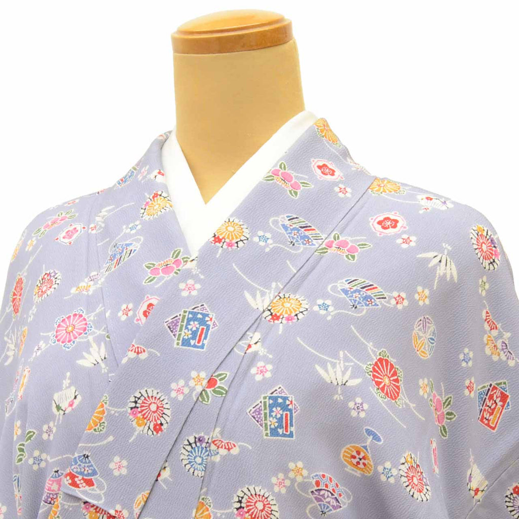 [Used] Recycled Kimono, Komon style, Pure Silk, Size S, Good Condition, Length 153cm, Made by Mitsukoshi, Sleeve Length 63cm, Lined, Ready-made, Crepe fabric, Gray, Flower, Fan, Umbrella, Shikishi (decorative paper), Comb, Reused uu1899b 