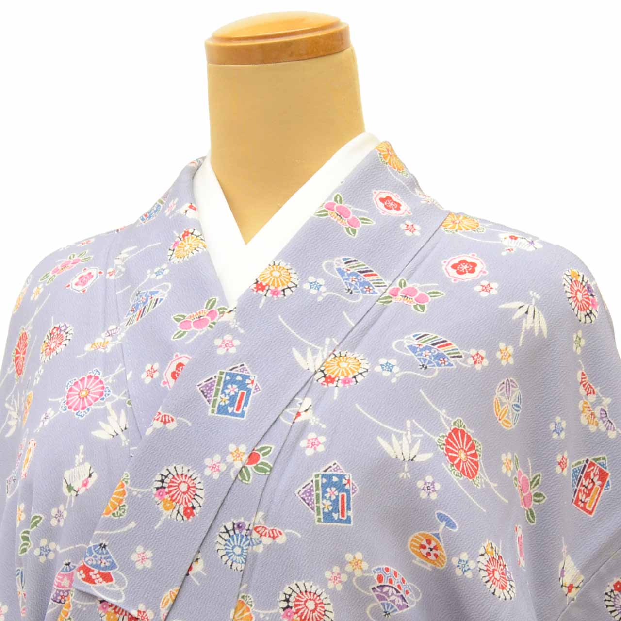 [Used] Recycled Kimono, Komon style, Pure Silk, Size S, Good Condition, Length 153cm, Made by Mitsukoshi, Sleeve Length 63cm, Lined, Ready-made, Crepe fabric, Gray, Flower, Fan, Umbrella, Shikishi (decorative paper), Comb, Reused uu1899b 