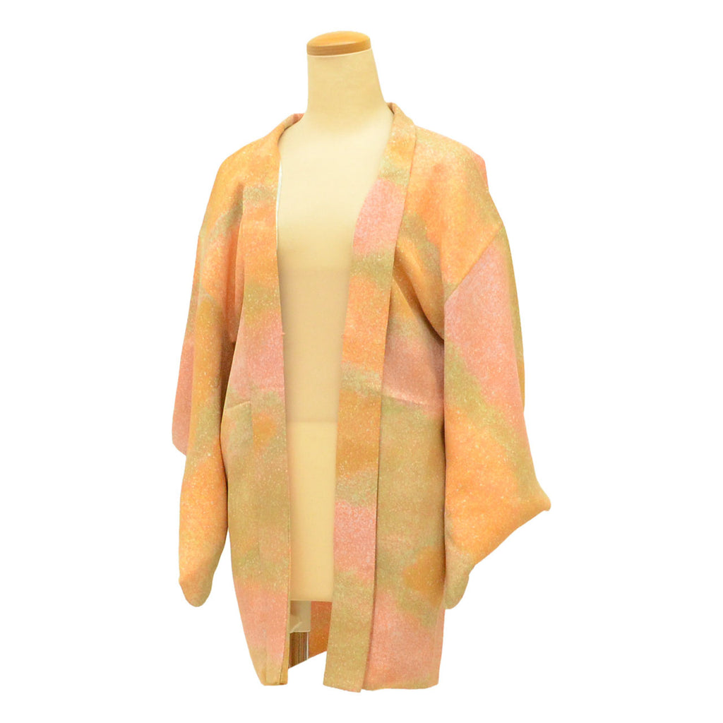 [Used] Silk Haori (short jacket), Recycled Haori, Sleeve length 64.0cm (25.2in), Body length 78.0cm (30.7in), Orange color, Makizome (sprinkled paste) pattern, uu1935b 