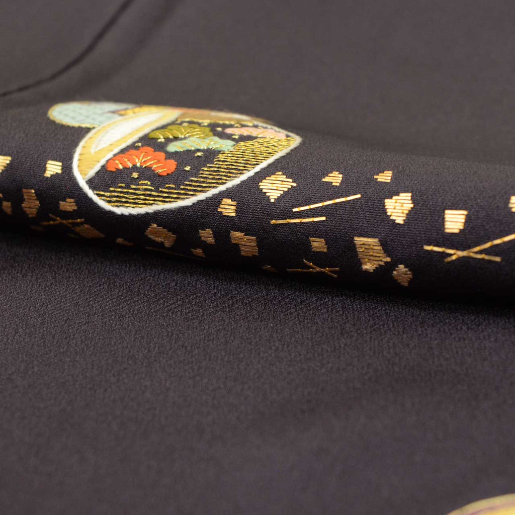 Vintage Japanese Kimono | Tsukesage | Purple Silk | Kai-awase Shell Game | Embroidery | With Kasane-eri | Size M | Sustainable | uu1958b
