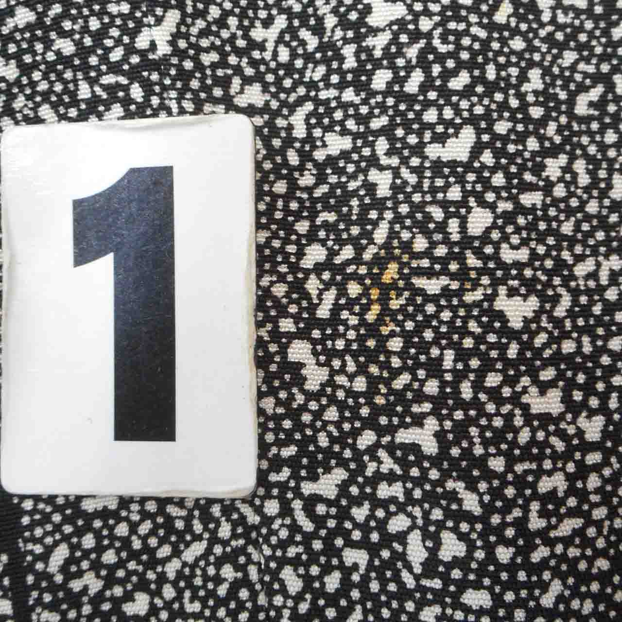 Vintage Japanese Kimono | Tsukesage | Silk | Black Branch Plum Tataki-zome | Artist Kawamura Kyutaro | Size M | Sustainable | uu1970b