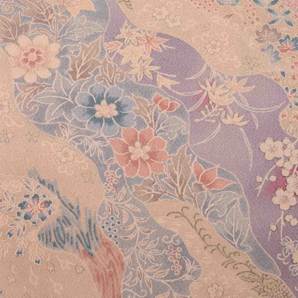 [Used] Recycled Kimono, Komon style, Pure Silk, Size M, Good Condition, Length 157.0cm (61.8in), Sleeve Length 64.0cm (25.2in), Lined, Ready-made, Crepe fabric, Purple, Cloud pattern, Floral design, Silk, Reuse, uu1975b 
