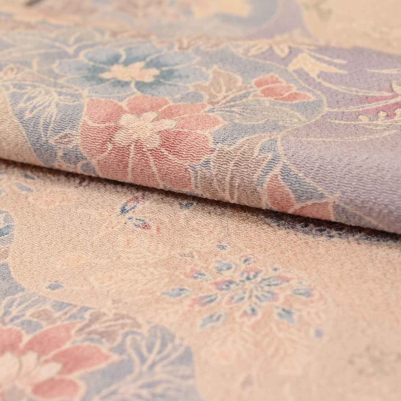 [Used] Recycled Kimono, Komon style, Pure Silk, Size M, Good Condition, Length 157.0cm (61.8in), Sleeve Length 64.0cm (25.2in), Lined, Ready-made, Crepe fabric, Purple, Cloud pattern, Floral design, Silk, Reuse, uu1975b 