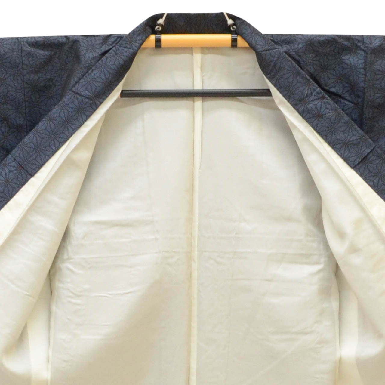 Vintage Japanese Kimono | Women's Oshima Tsumugi Ensemble | Navy Silk | Hemp Leaf Pattern | Size M | Sustainable | uu1985b