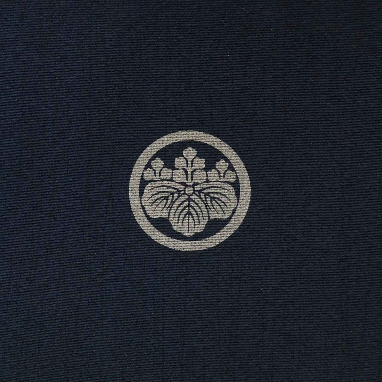 [Used] Recycled Kimono for Baby Boy's First Shrine Visit, One-Piece, Pure Silk, Ready-Made, Sleeve Length 48.0cm (18.9in), Body Length 97.0cm (38.2in), Navy Blue, Hawk Pattern, Includes Undergarment, Family Crest, Gold Embellishment, First Kimono, uu1990b 